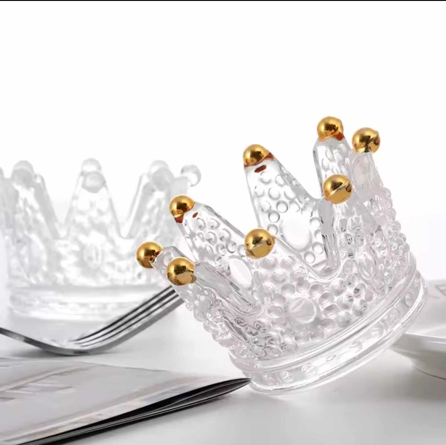 ถ้วยแก้วอเนกประสงค์ แท่นวางพู่กัน สามารถวางพู่กันได้ ใส่อะไหล่ติดเล็บ