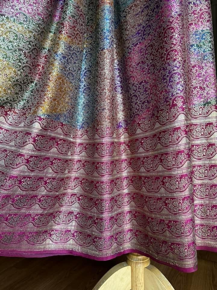 ซิ่น ผ้าปาโตล่า เส้นยืนไหมแท้ ขนาด 114x220ซม. สีคละสี รหัส N9-SIL-GN2