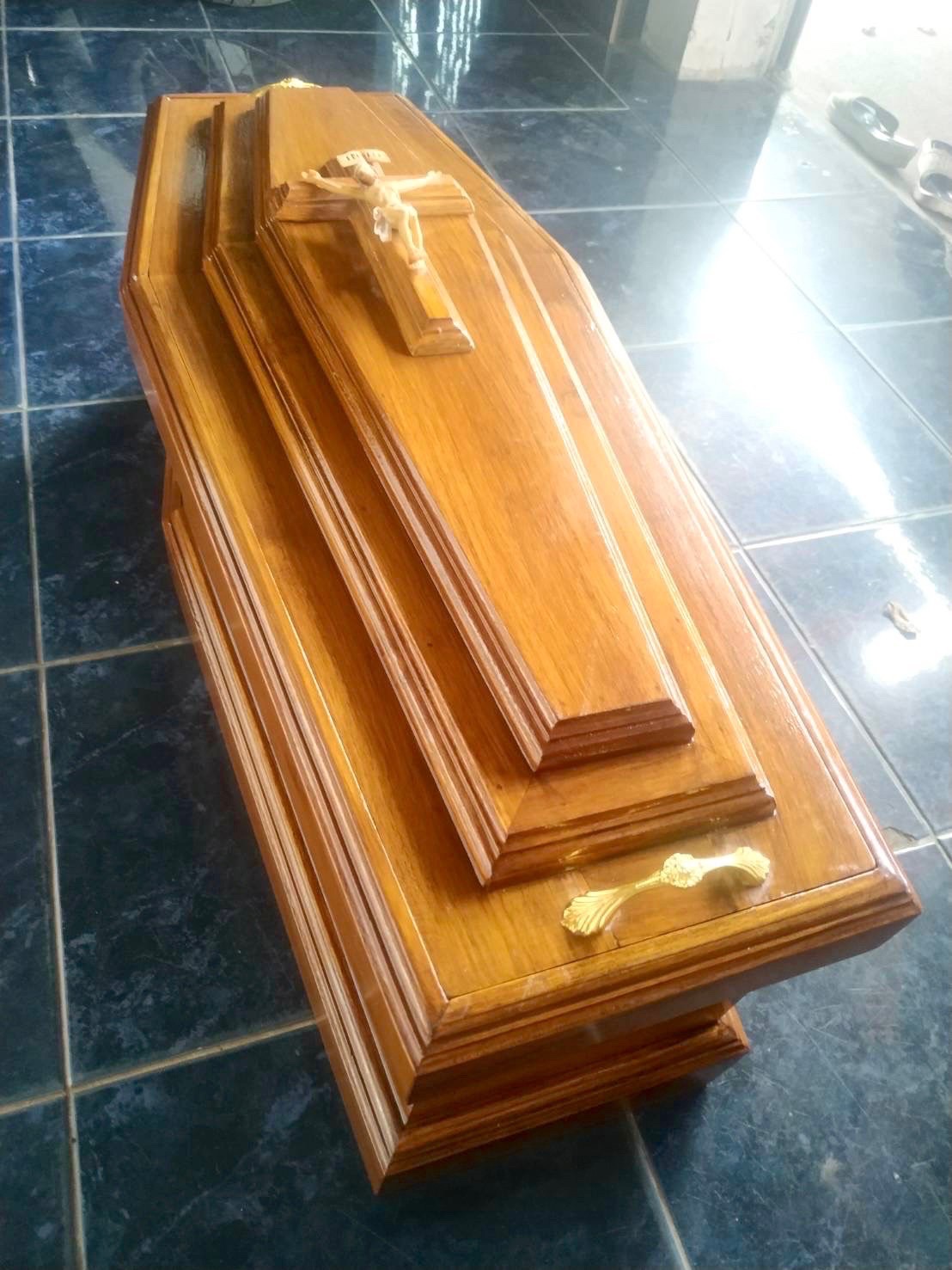 โลงคริสต์เก็บอัฐิ โลงคริสต์เก็บกระดูก