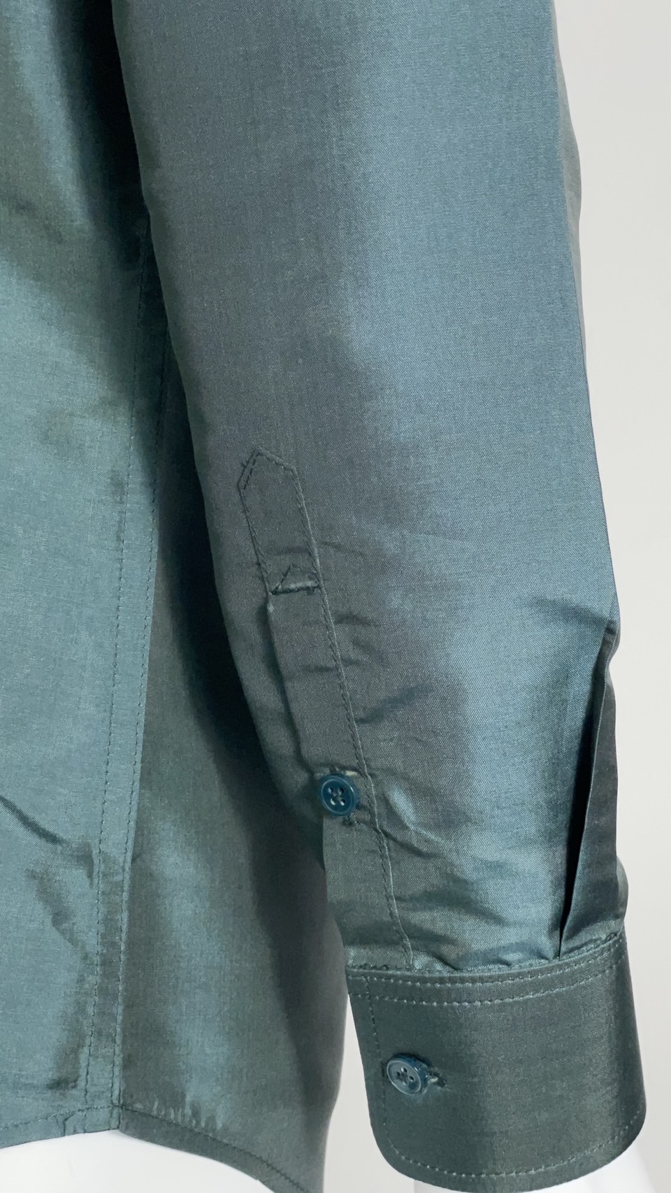 เสื้อเชิ้ตแขนยาว ไม่อัดผ้ากาว | ตัดเย็บตามรูปร่าง | เลือกผ้า ส่งไซส์ได้