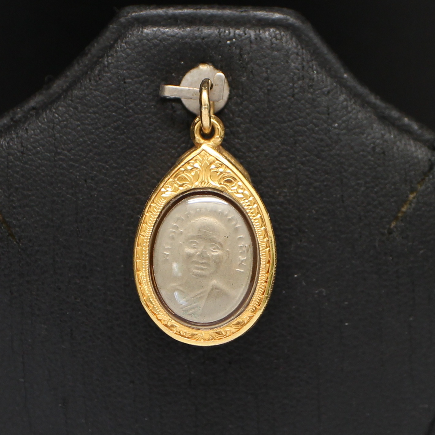 PD25319 จี้หลวงพ่อทวดวัดช้างไห้ กรอบทองแท้ 90% นน.รวม 4.84 กรัม