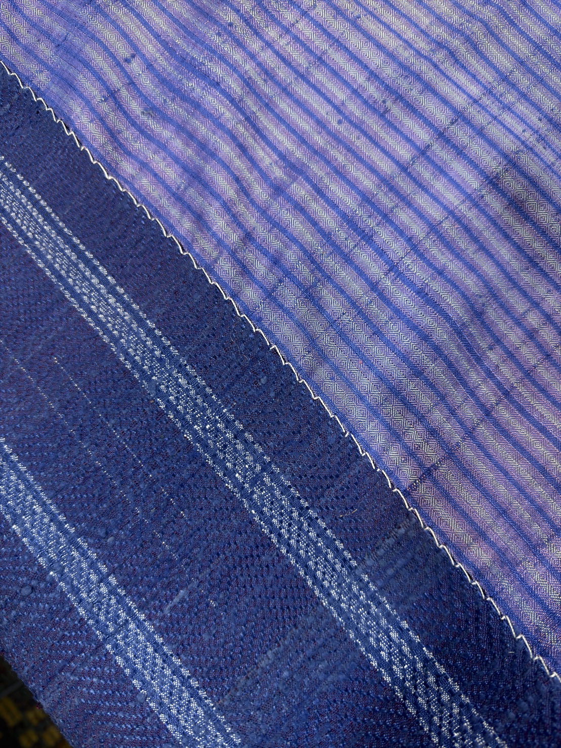 ซิ่นจกขิดไหม ขนาด1x2เมตร สีม่วงอมน้ำเงิน รหัส R4F-155-1204684