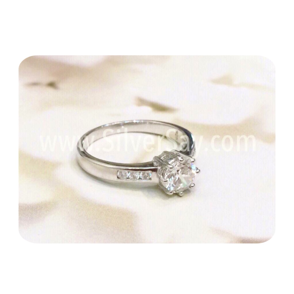 แหวนเพชรสวิส 1 กะรัต/แปดหนามเตย/บ่ารางล็อคแถว/สีทองคำ22k