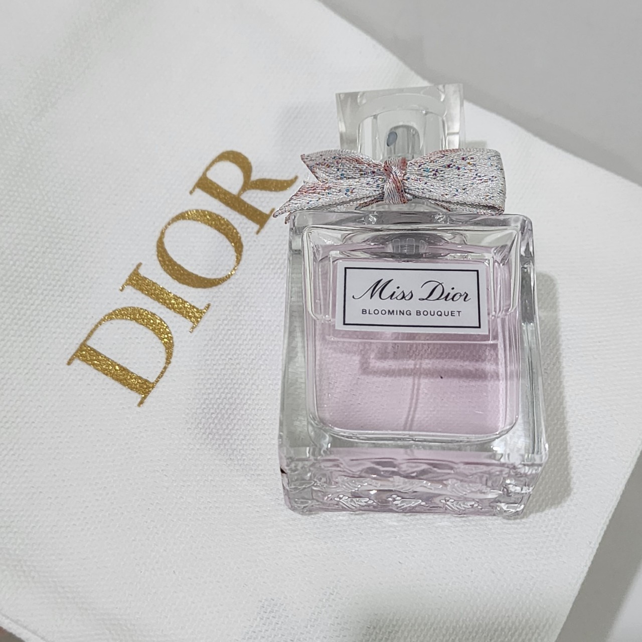 น้ำหอมแท้ Christian Dior Miss Dior Blooming Bouquet 30ml แยกจาก SET ไม่มีกล่องแต่มีถุงกระดาษให้ค่ะ +ถุงผ้า