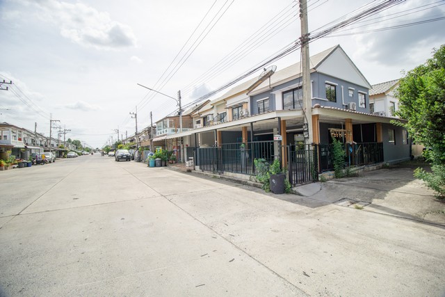 ขาย ทาวน์โฮม ม.พฤกษา 40 คลองสาม รังสิตนครนายก หลังมุม บ้านสวย