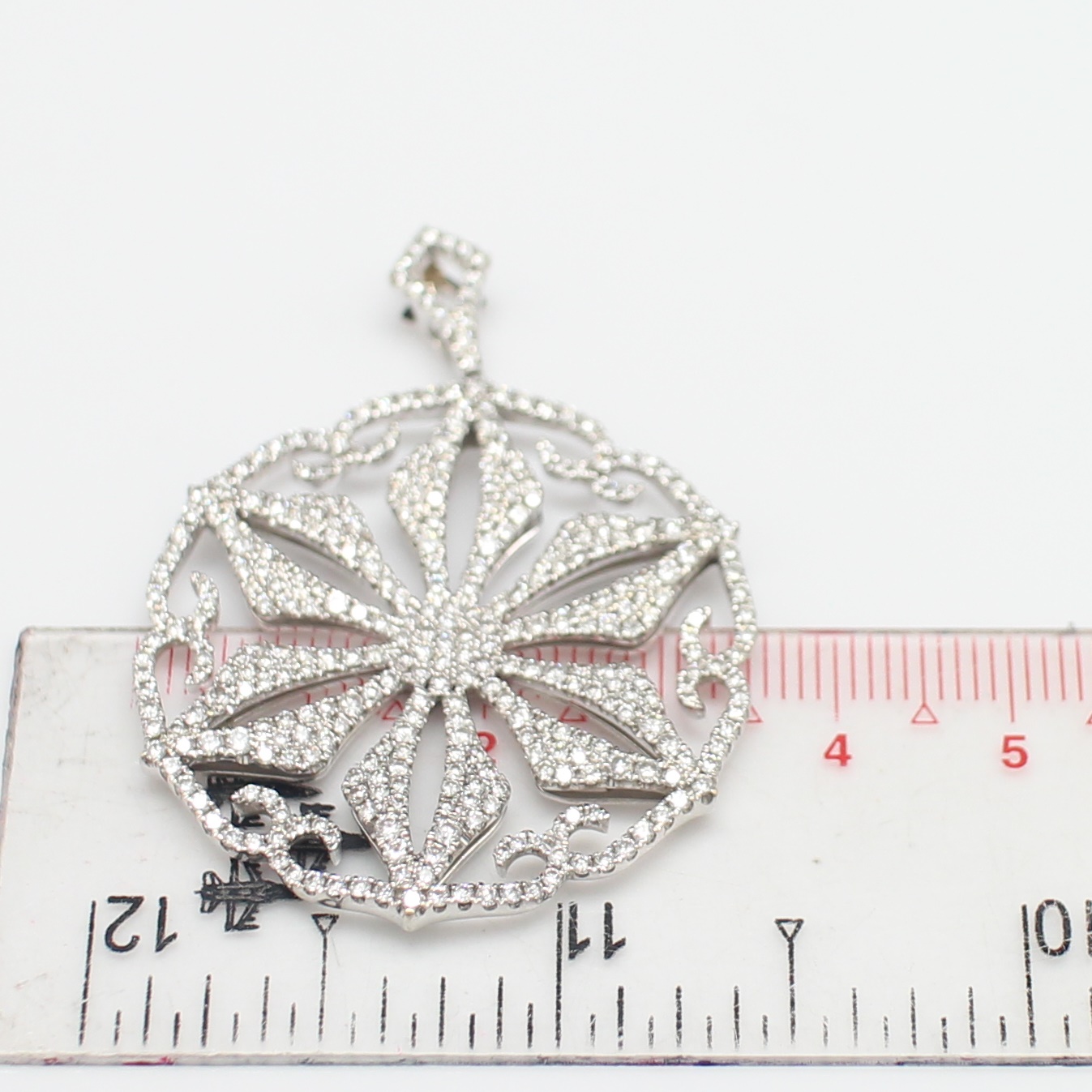 PD25015 จี้เพชรกลม งานนอก แบรนด์ DeGem เพชรแท้ 2 กะรัต ทองแท้ 18k ขาว นน.รวม 11.2 กรัม งานสวยมาก