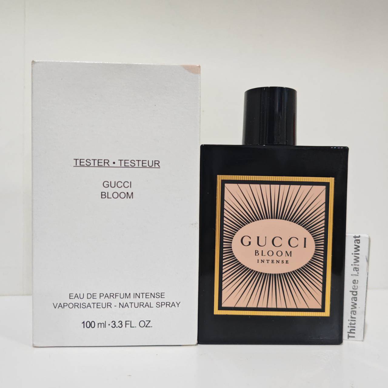 น้ำหอมแท้ Gucci Bloom Intense 100ml กล่องเทสเตอร์ กล่องไม่สวยโดนน้ำหอมขวดอื่นเปื้อนใส่