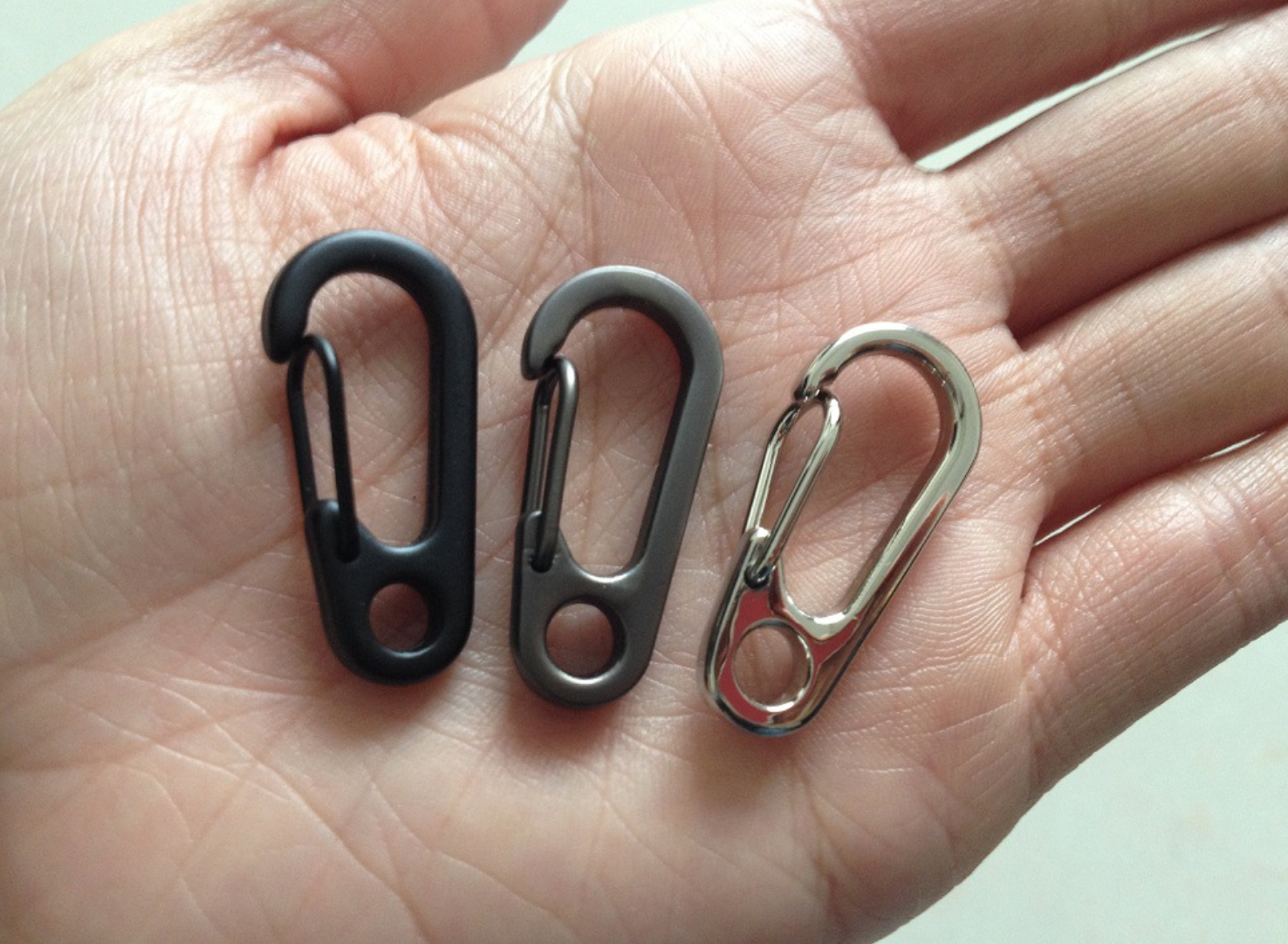 คลิป ร้อยพวงกุญแจ EDC