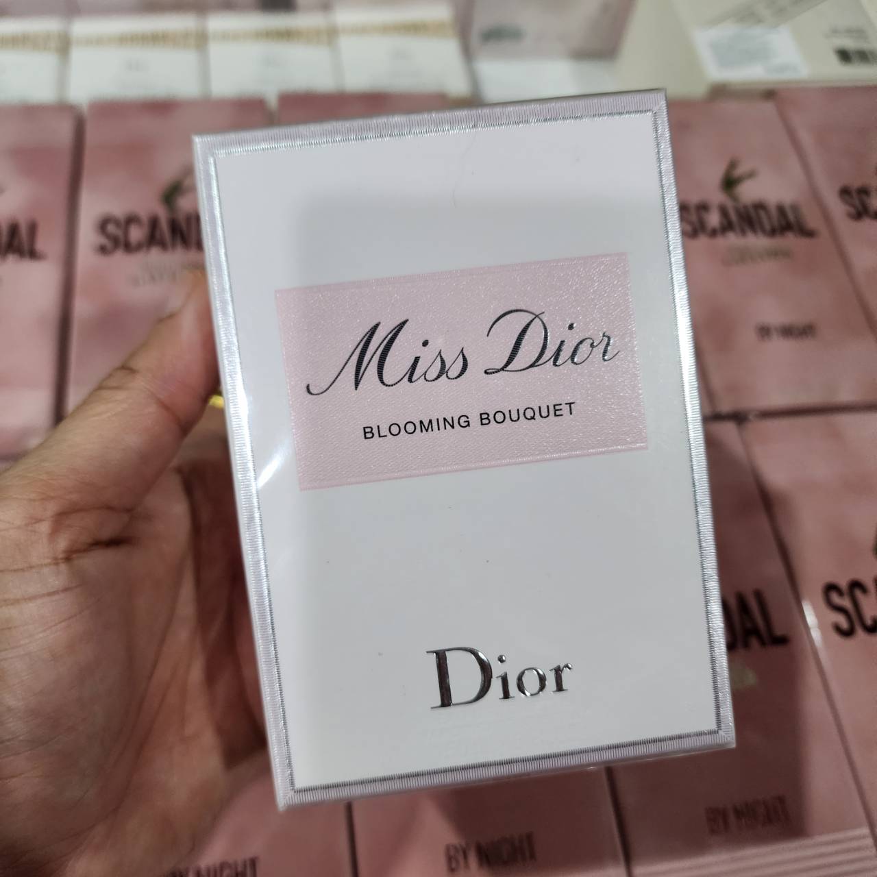 น้ำหอมแท้ Christian Dior Miss Dior Blooming Bouquet eau de toilette 150ml กล่องซีล โบว์ผ้าแพ็คเกจใหม่ โบว์ผ้า โน๊ตใหม่ หอมทนขึ้นค่า