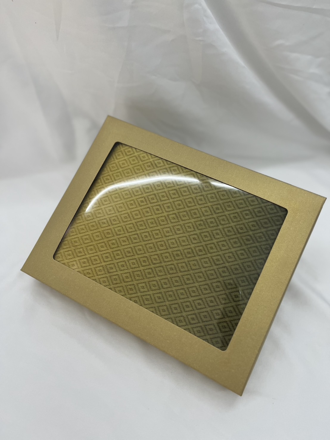 เซ็ตของขวัญผ้าไหมแท้ (ผ้าคลุมไหล่ยดอก ย้อมสไลด์สี)