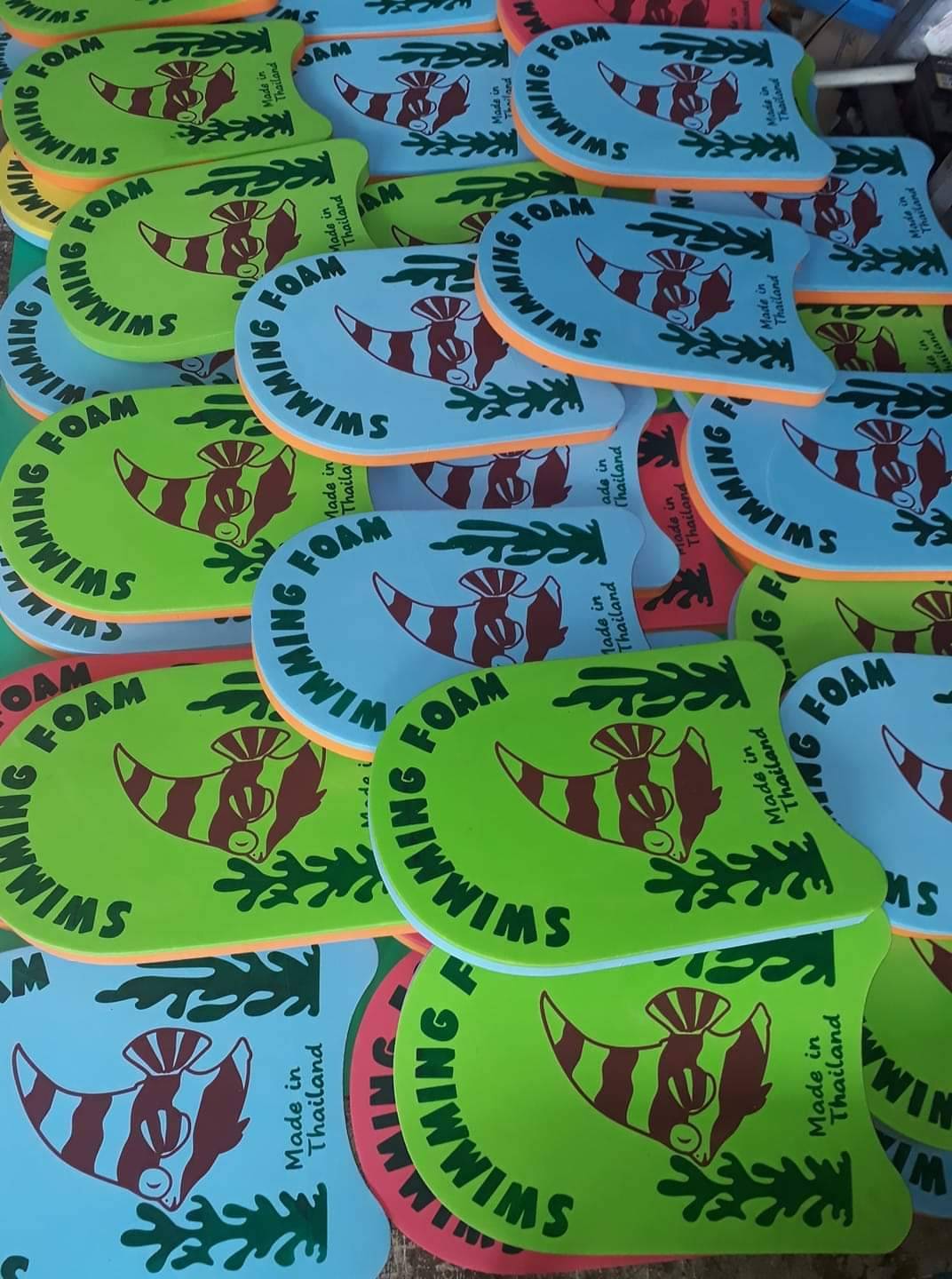 โฟมว่ายน้ำ หนา3.5cm ราคาถูกสุด ชิ้นละ 100 บาท