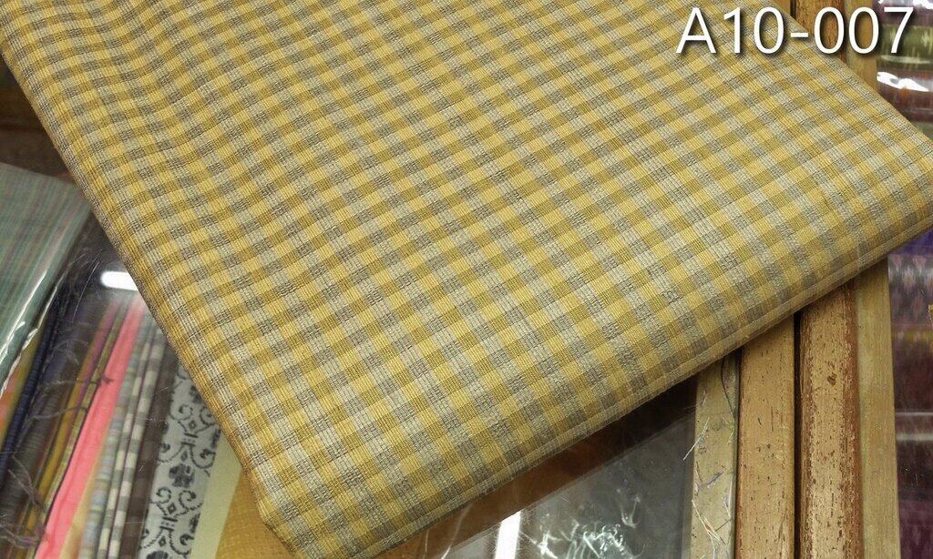 ผ้าไหมลายสก็อต ลูกฟูก สีเหลือง ขายตามความยาวหลา รหัส A10-007
