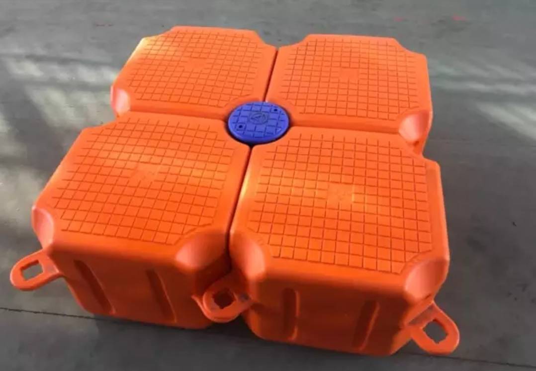 โรงงานผลิตทุ่นลอยน้ำมาตรฐานอุตสาหกรรม ทุ่นพลาสติก ทุ่นเอนกประสงค์ แพลอยน้ำ