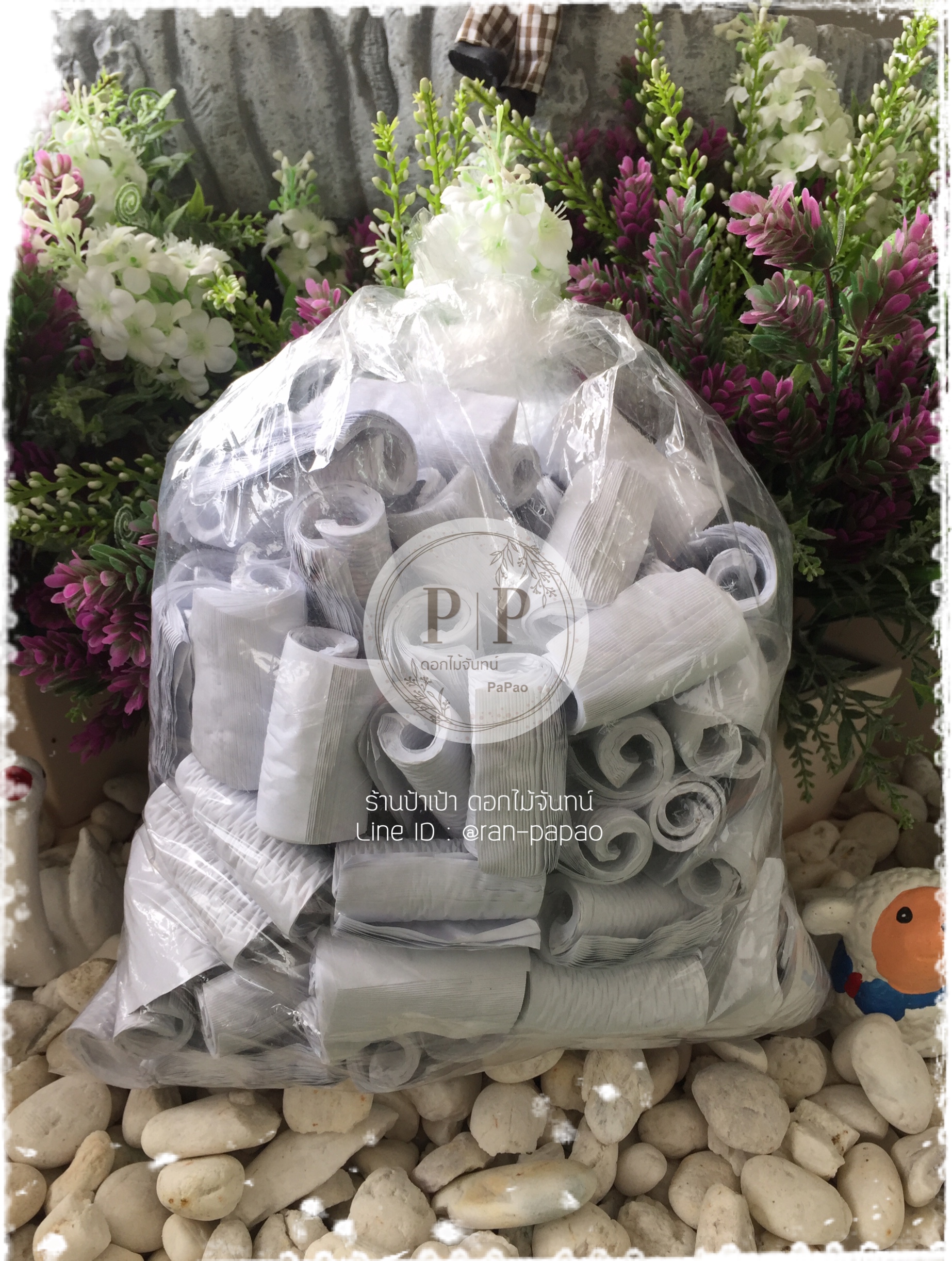 กลีบดอกไม้จันทน์ กลีบอัด สีขาว 1 กก.