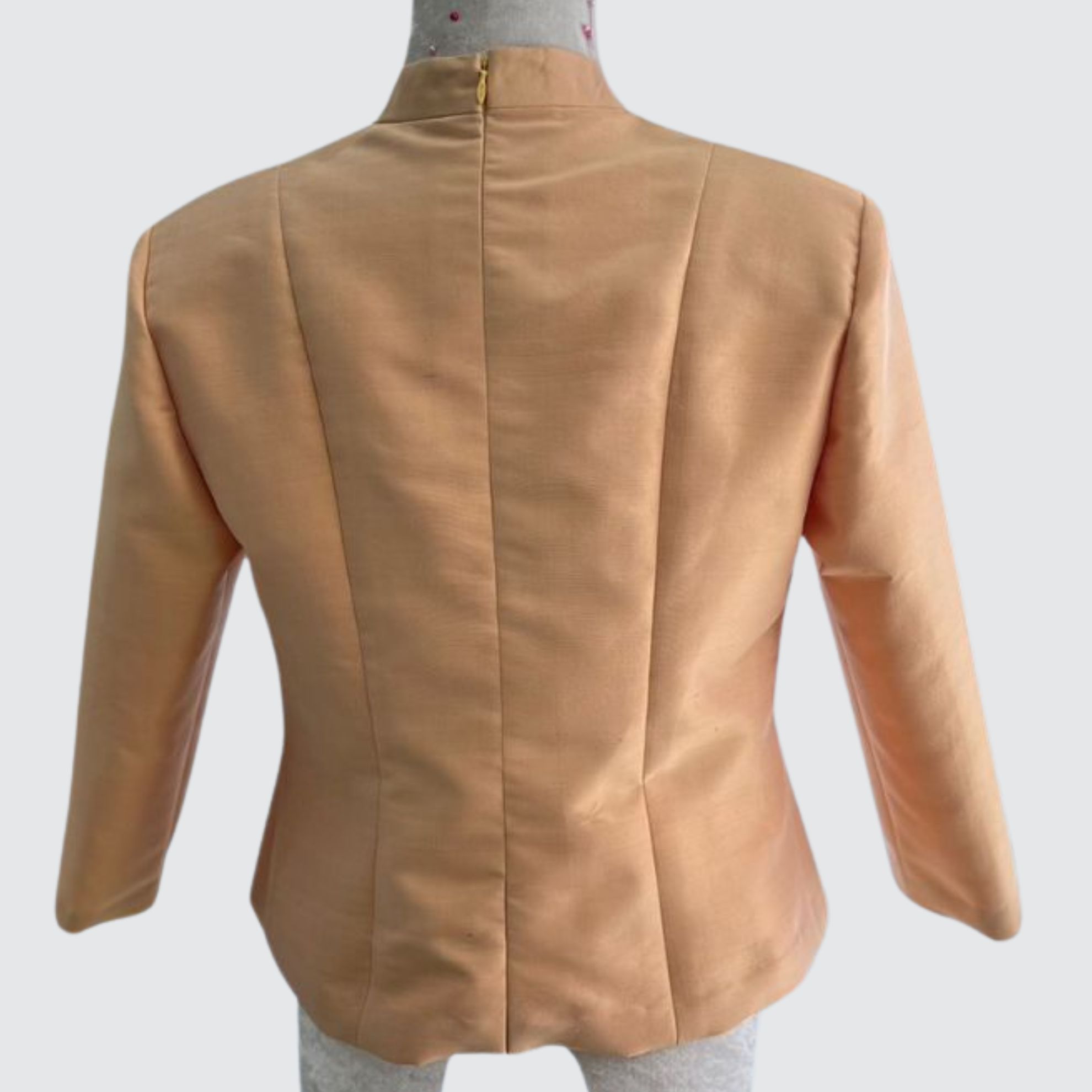 เสื้อแขนยาว ตัดเย็บจากไหมสีพื้น เนื้อเรียบ ไหมแท้ 100% | ตัดเย็บตามรูปร่าง | เลือกผ้า ส่งไซส์ได้