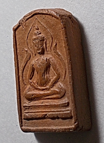 พระสมาธิ เนื้อดินเก่าหลังจารย์ ไม่ทราบที่