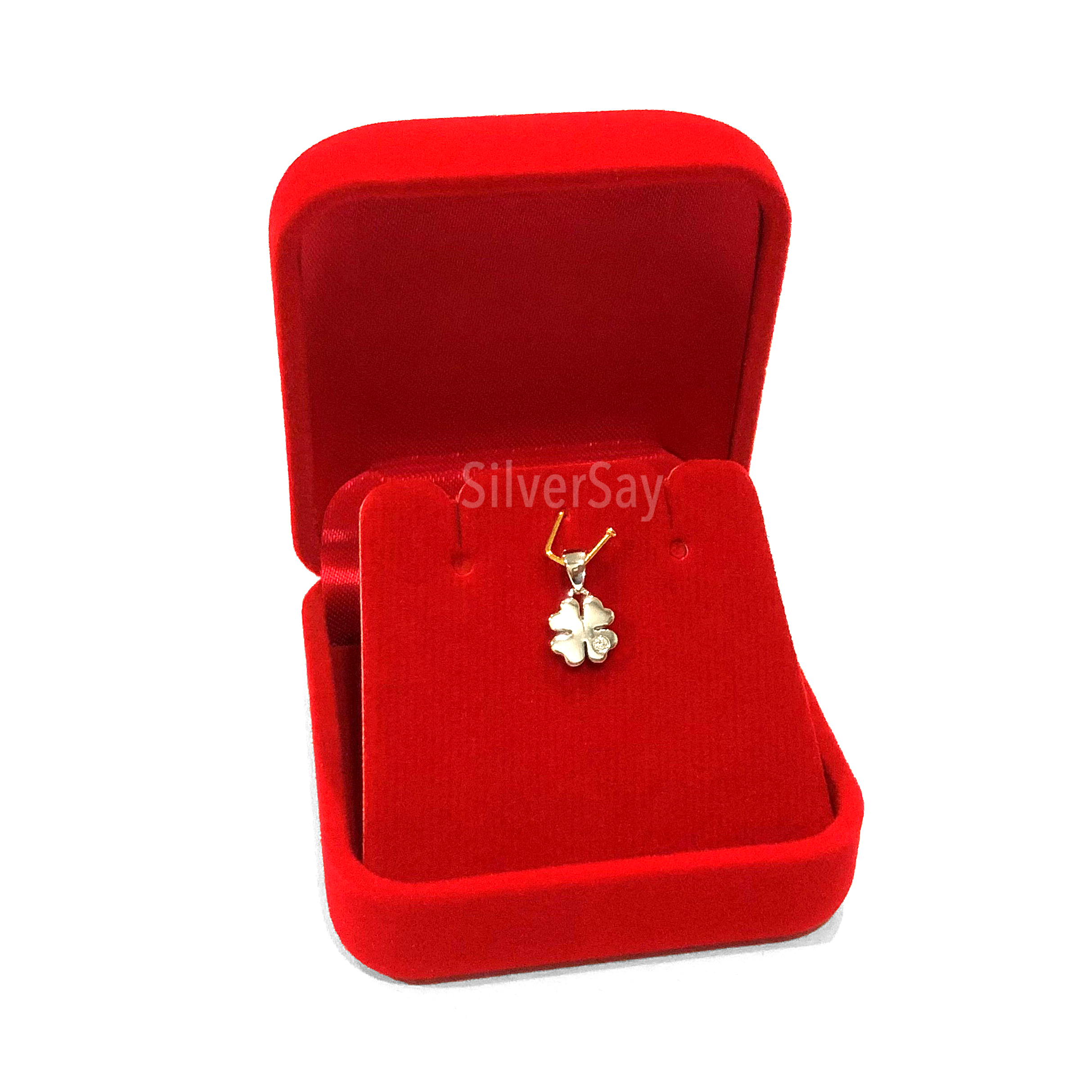จี้ใบโคลเวอร์จิ๋ว Clover 4 ฝังเพชรสวิส 1 เม็ด