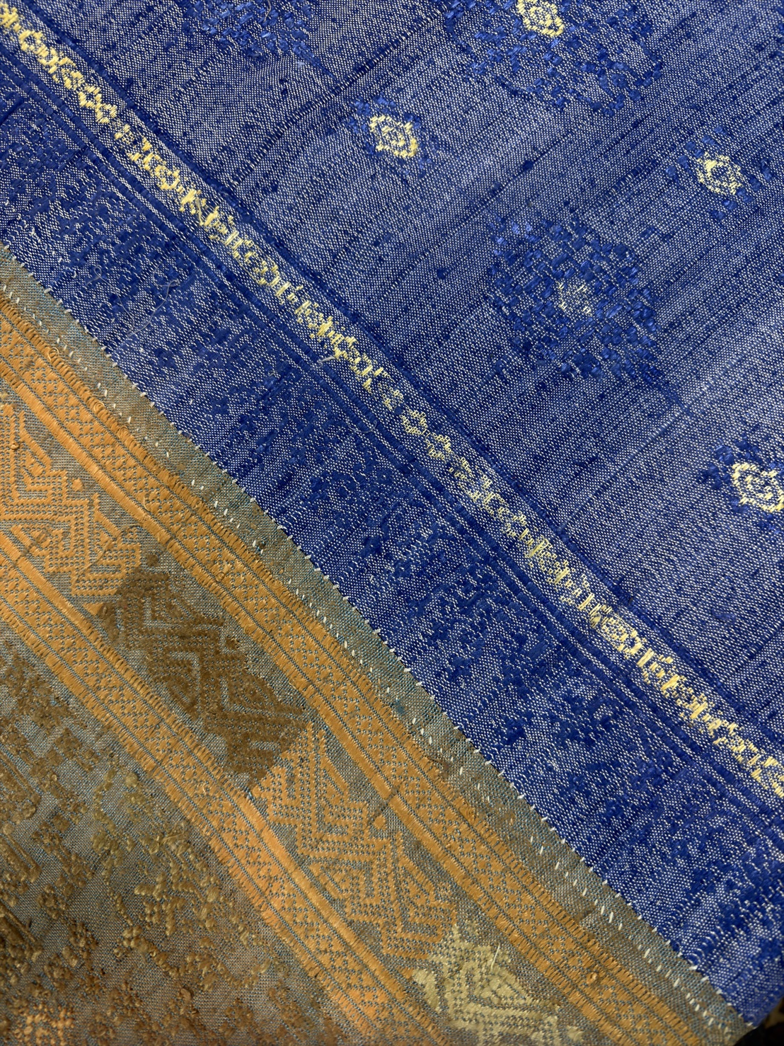 ซิ่นขิดไหม ต่อหัว ขนาด1x2เมตร สีน้ำเงิน รหัส R4F-155-1246820