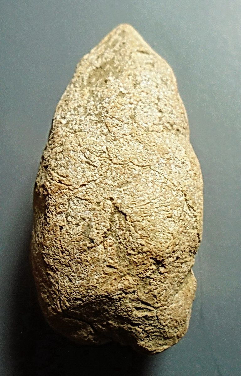 พระถ้ำเสือ เนื้อดิน กรุเขาดีสลัก สุพรรณบุรี พิมพ์ใหญ่