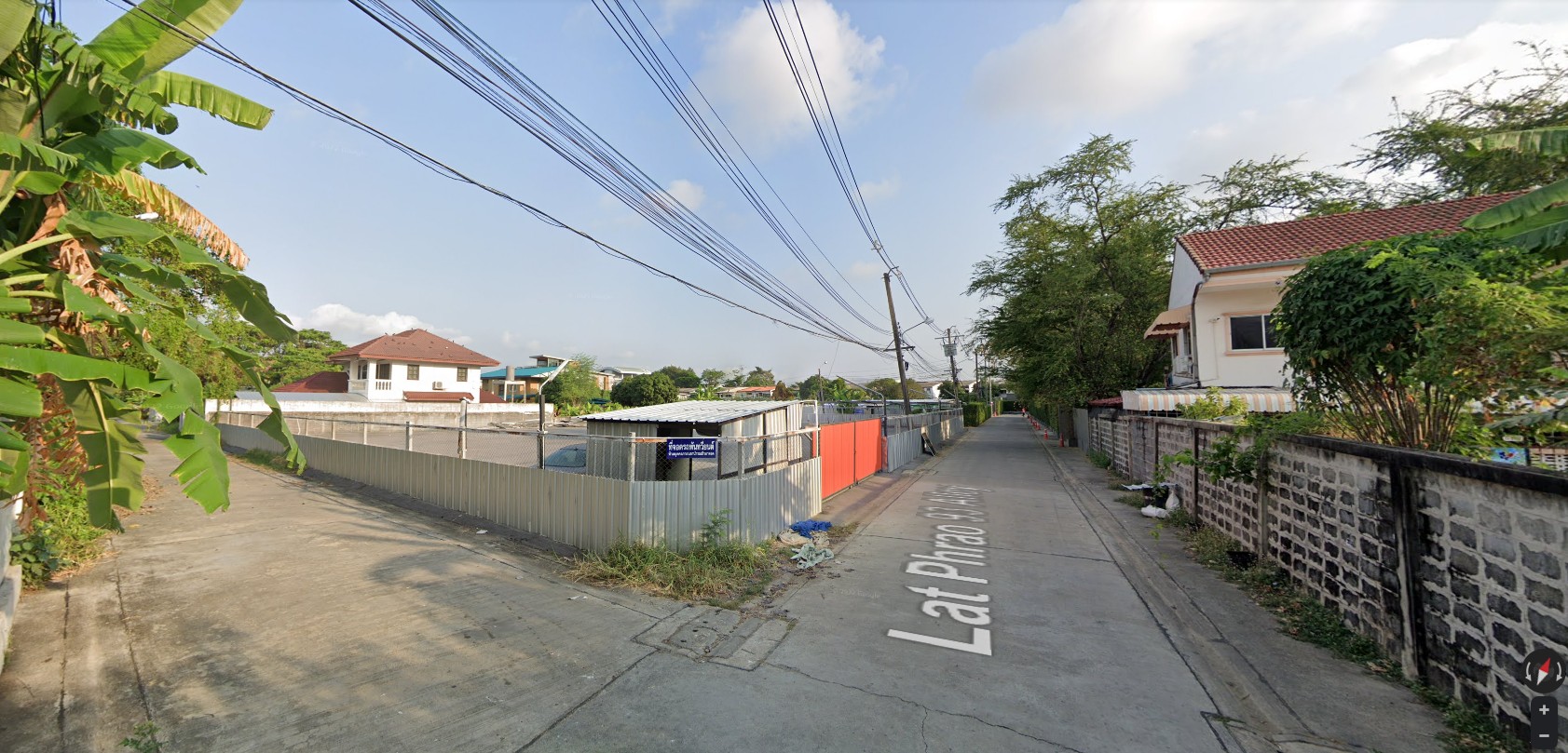 🏡ขายที่ดินถมแล้ว‼🏡 1 ไร่ หลังโรงพยาบาลลาดพร้าว ใกล้รถไฟฟ้า BTS ซอย.ใกล้ Foodland ลาดร้าว 93 ติดถนน 3 ฝั่ง