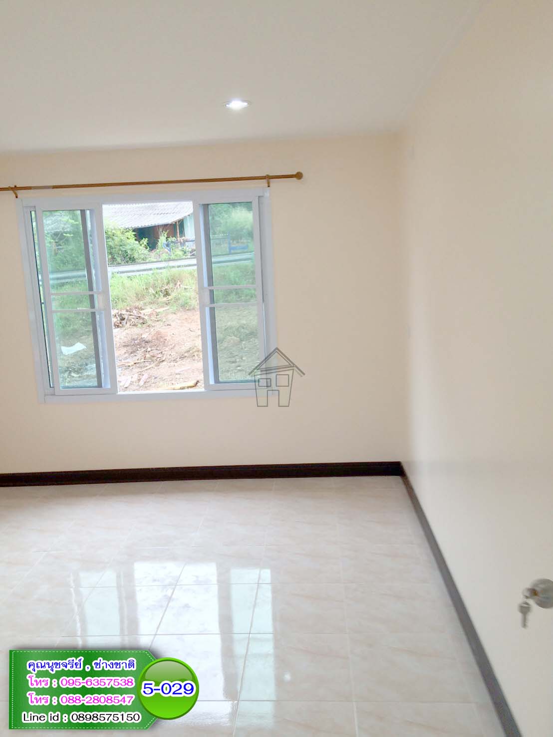 5-029 บ้านกึ่งน็อคดาวน์ คานปูน - บ้านหลังใหญ่ - ทรงโมเดิร์น