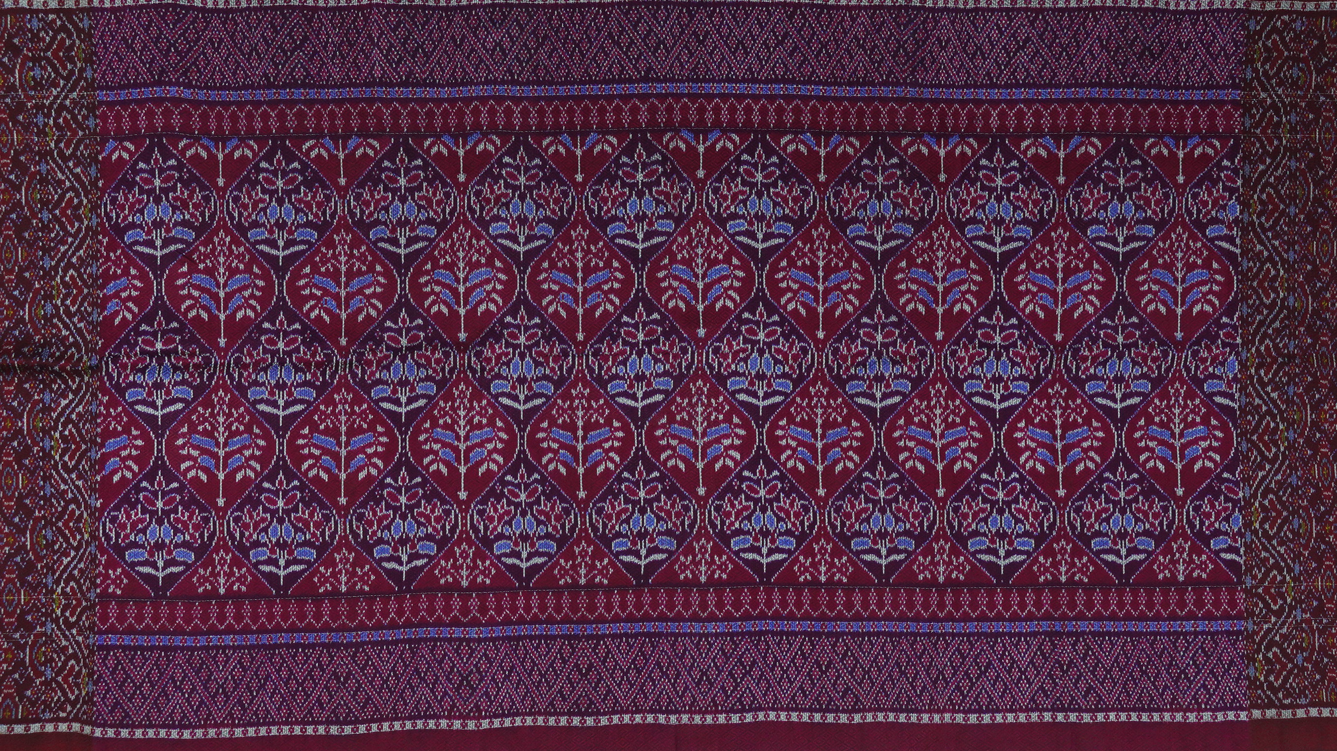 ซิ่น ผ้าไหมมัดหมี่ ทอยกดอกลูกแก้ว 6ตะกอ ขนาด 1x2เมตร ลายดอกไม้อินเดีย มีหน้านางชายครุย สีม่วงแดงเข้ม รหัส L9A-ME-0426682