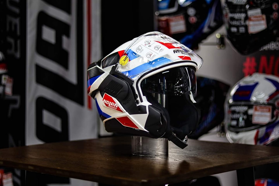 NOLAN FLIP-BACK HELMETS หมวกกันน็อค ยกคางไปด้านหลัง รุ่น N120-1 ▫️ SUBWAY METAL WHITE BLUE RED BLACK (24) 🤍🩵