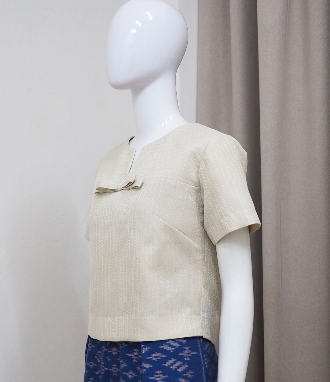 แบบตัด เสื้อผ้าไหม (ไม่รวมผ้า) ตามแบบ รหัส CUT-JHN-082567