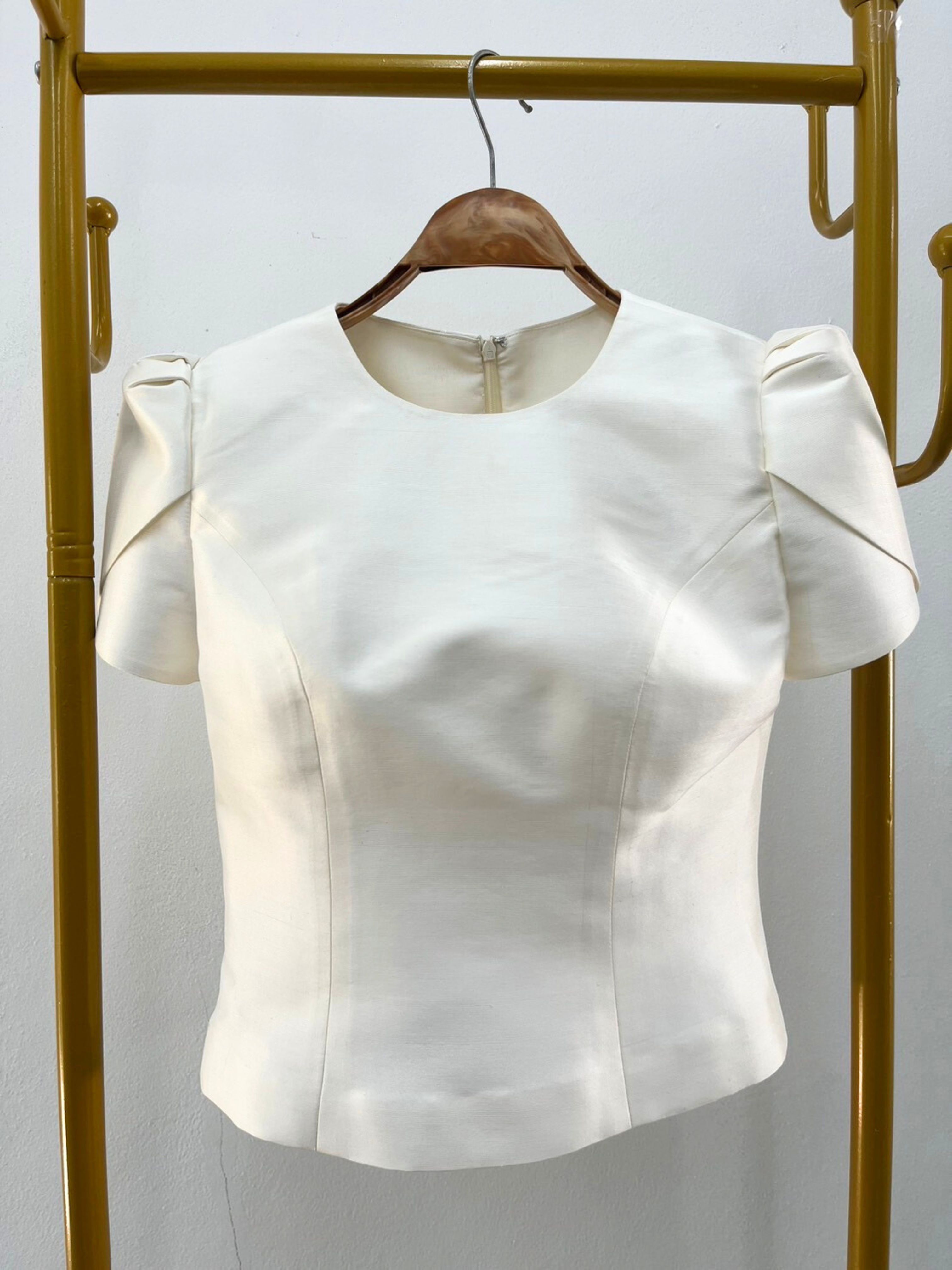 แบบตัดชุด แยกชิ้น เสื้อ+กระโปรง ผ้าไหมยกใหญ่ (ไม่รวมผ้า) chobmai x ARW รหัส CUT-ARW-110467