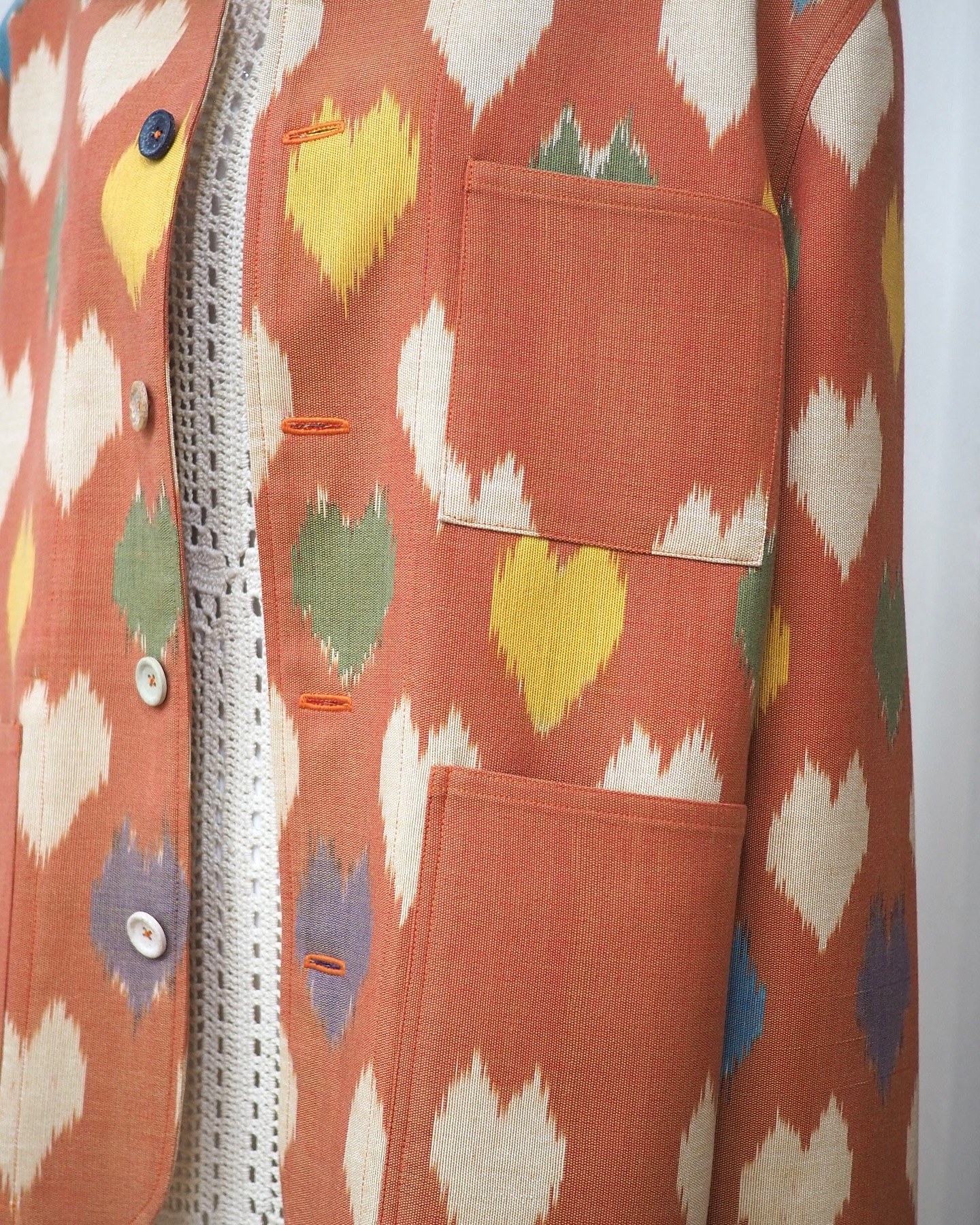 แบบตัด เสื้อผ้าไหมยาว ใส่เป็นเดรสได้ (ไม่รวมผ้า) ตามแบบ รหัส CUT-51-1019674