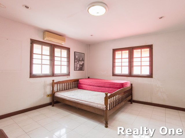 ขายบ้าน บ้านเดี่ยว บ้านมือสอง หมู่บ้าน สินธร รังสิต-บางพูน อ.เมืองปทุมธานี