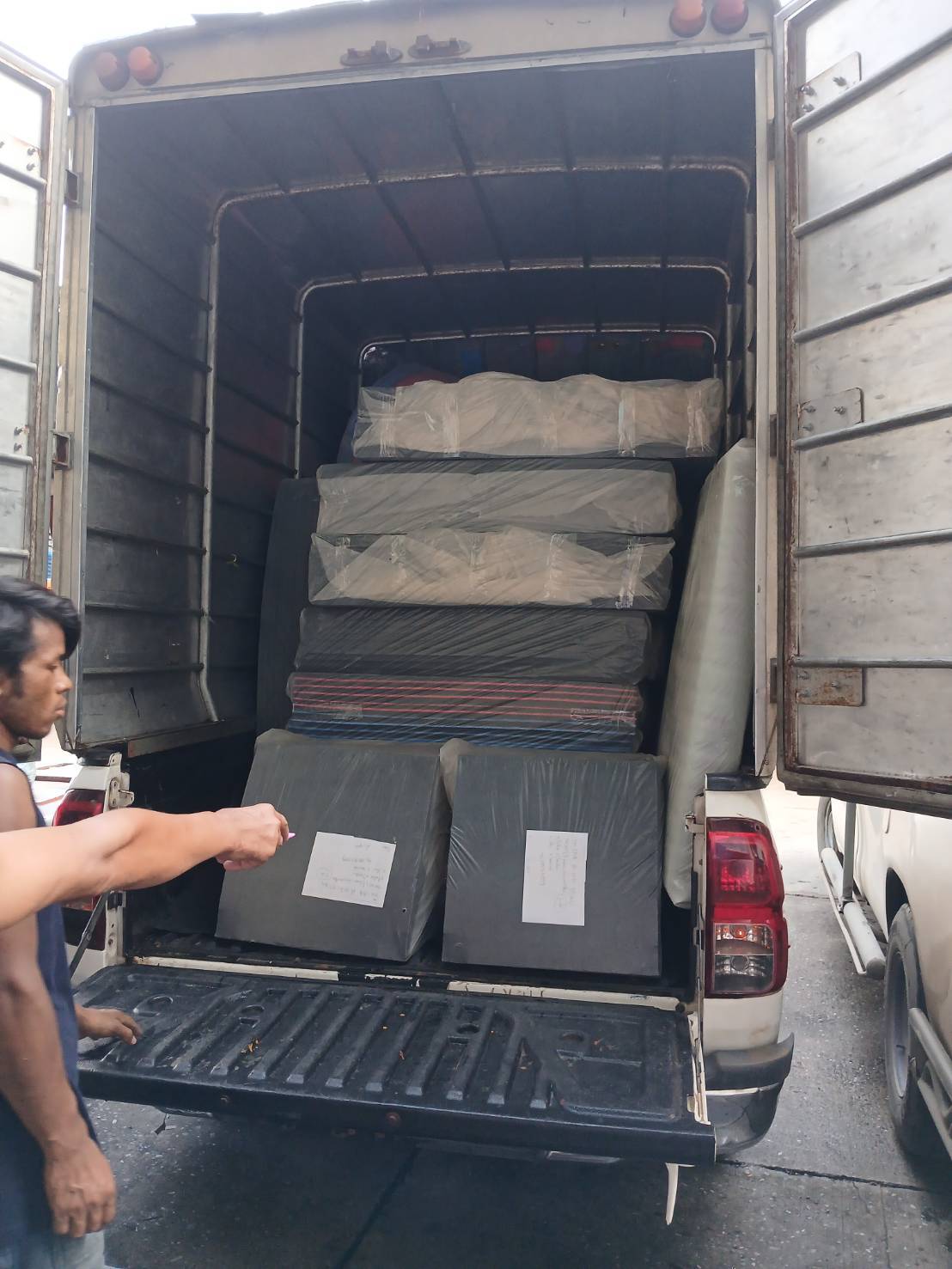 แผ่นจิ๊กซอว์ราคาถูกสุด 20 มิล ราคา 400 บาท