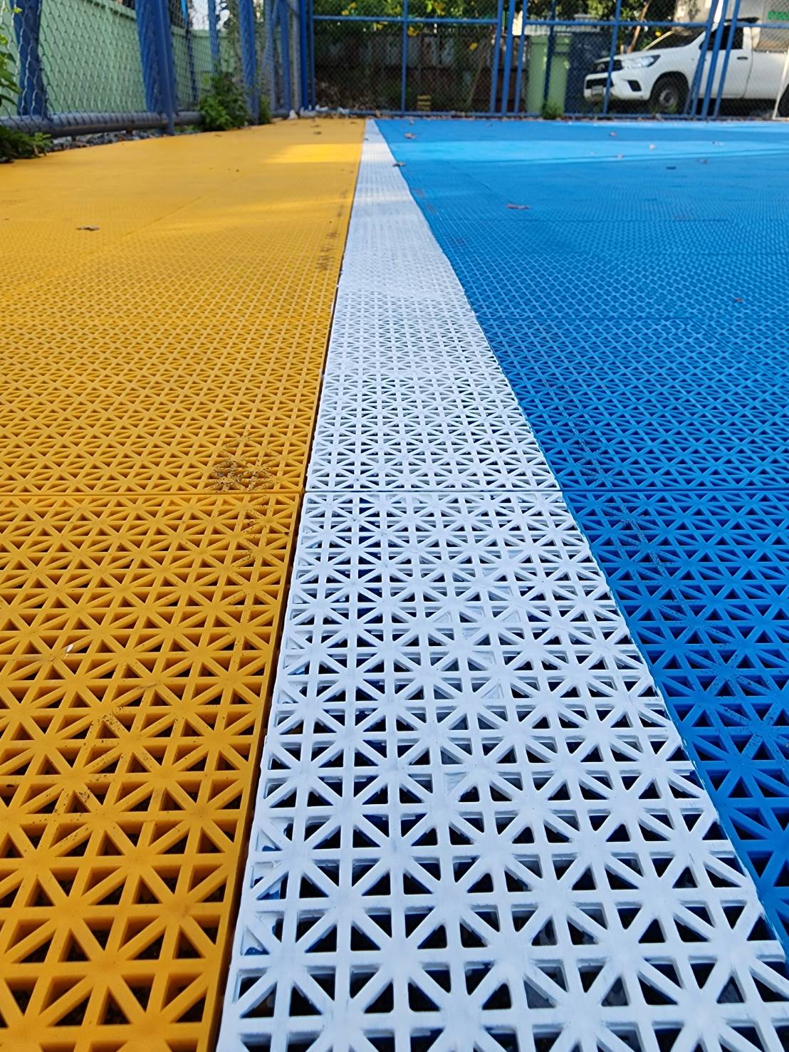 พื้นสนามบาส ไวนิลpvc ใช้ในร่ม รับแรงกระแทกได้ดี