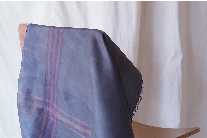 ผ้าพันคอผืนสี่เหลี่ยม ขนาด 65x65ซม. สีเทากรมท่า รหัส ZTG-CT-102689