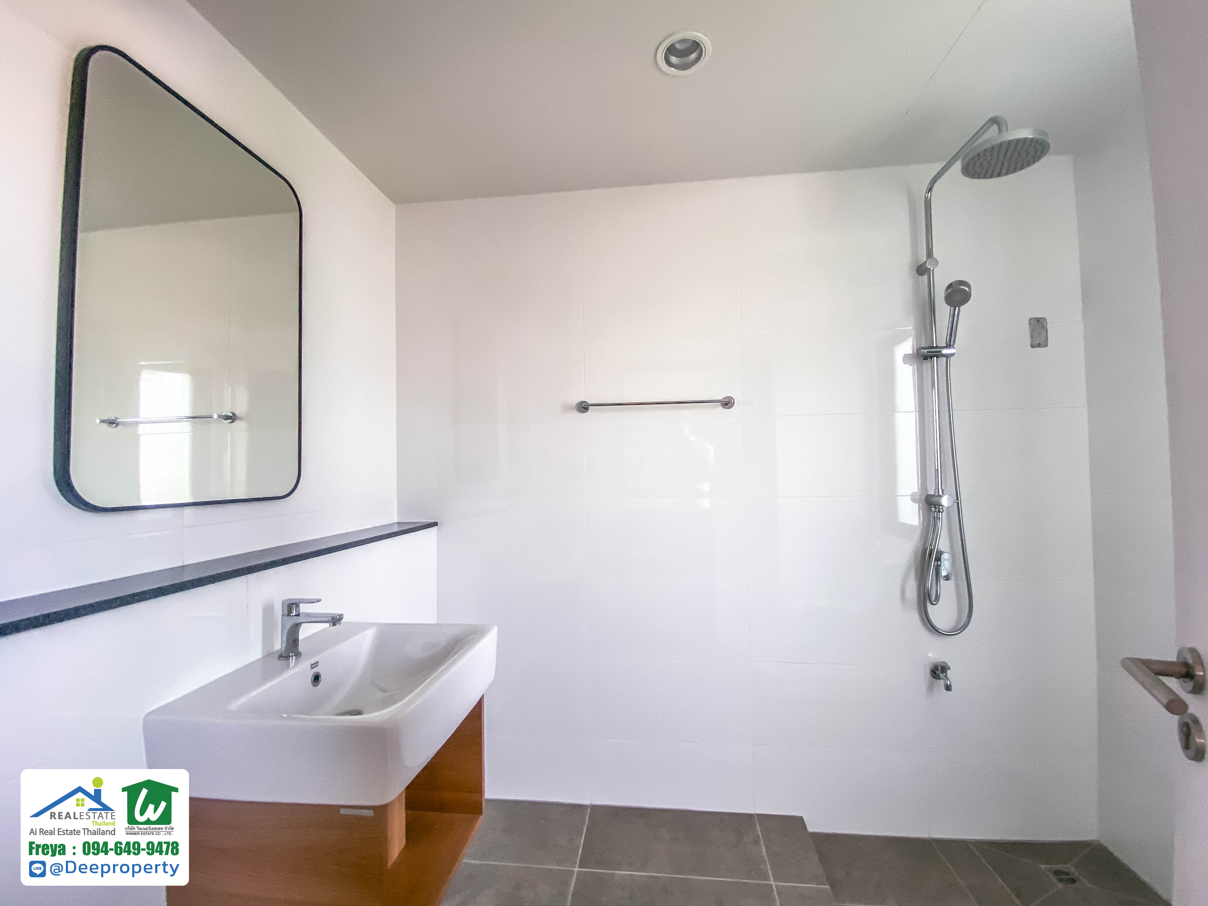 🏠✨ ขายโฮมออฟฟิศ BritLoft 3.5 ชั้น ดีไซน์ลอฟต์ โชคชัย4 ลาดพร้าว71 เหมาะอยู่อาศัยและทำออฟฟิศส่วนตัว!