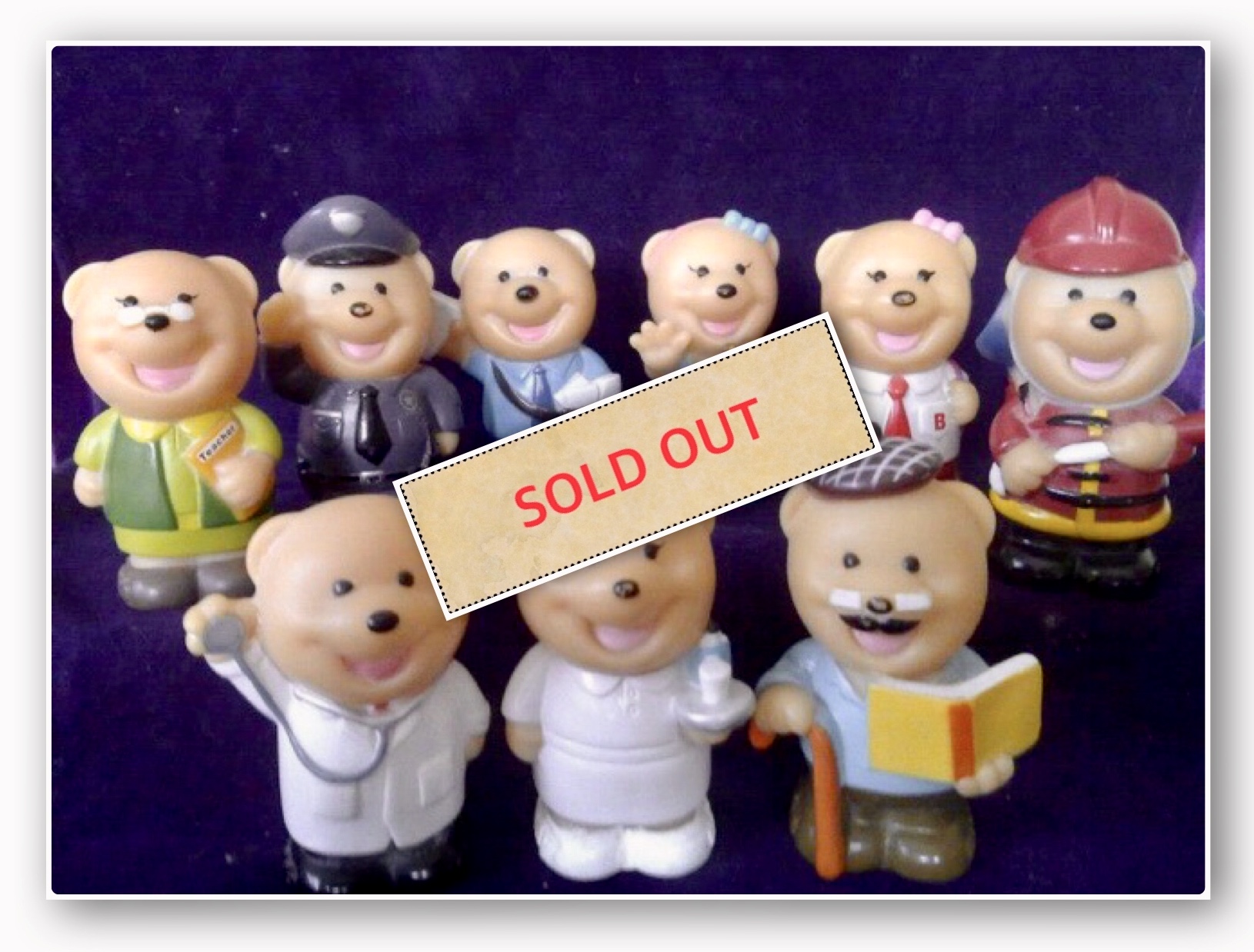 Bear Group Collection By Nestle Code (B125) เป็นชุดหมีน้อยของเนสเลย์ ในชุดเพื่อนในอาชีพต่างๆ เป็นหุ่นตุ๊กตาที่ต้องซื้อ นมสะสม จนครบ 9 แบบ 9 ตัว