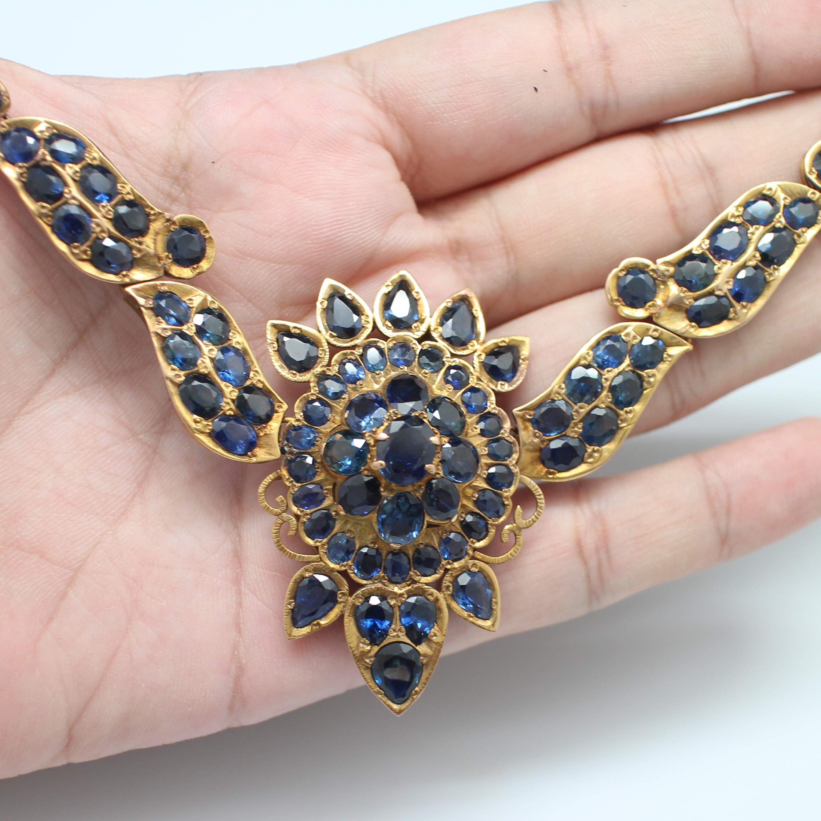 NL25046 สร้อยคอไพลินเจียรไน ไพลินกาญ ทองแท้ 14k นน.รวม 24.5 กรัม ยาว 16 นิ้ว พลอยไฟดีมาก