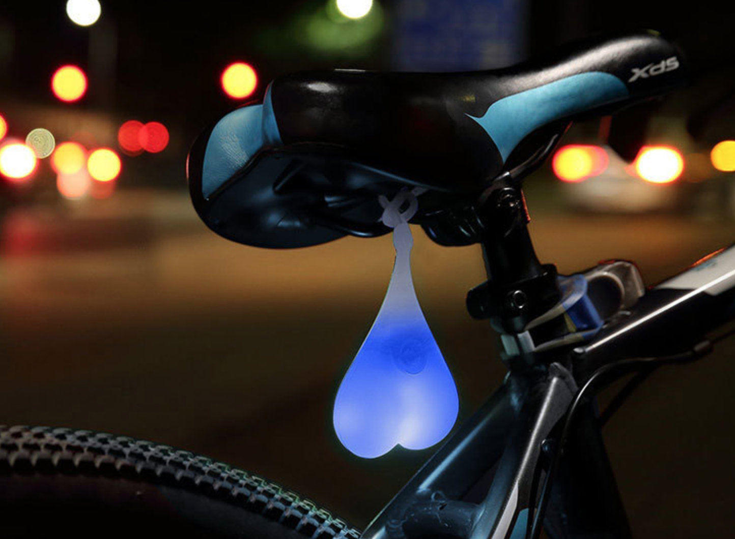 ไฟท้าย จักรยาน - ทรงหัวใจ