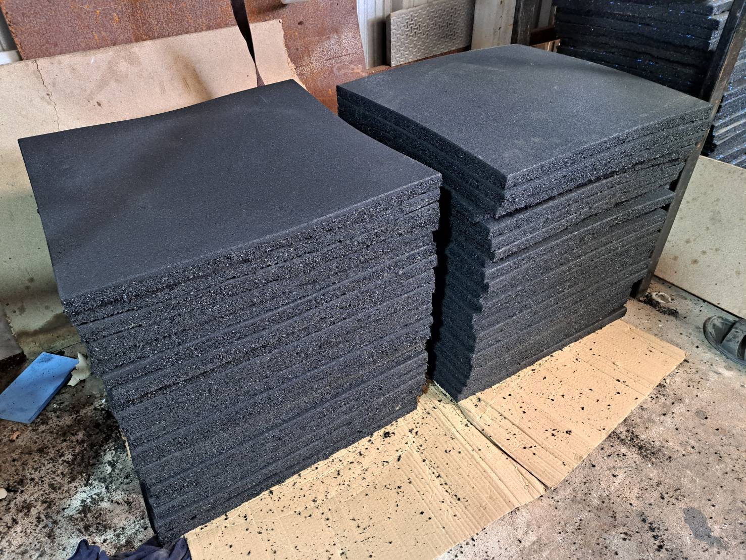 แผ่นยางปูพื้นฟิตเนส ชนิดหนาพิเศษ 4cm