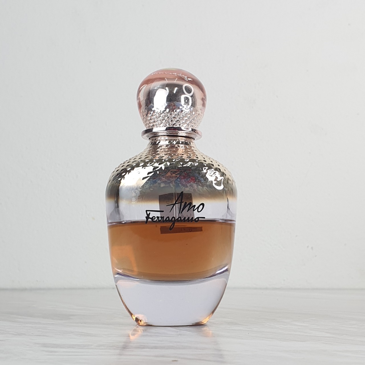 น้ำหอมแท้แบ่งขาย Salvat0re Ferragam0 Amo Eau de Parfum สีเริ่มเข้ม