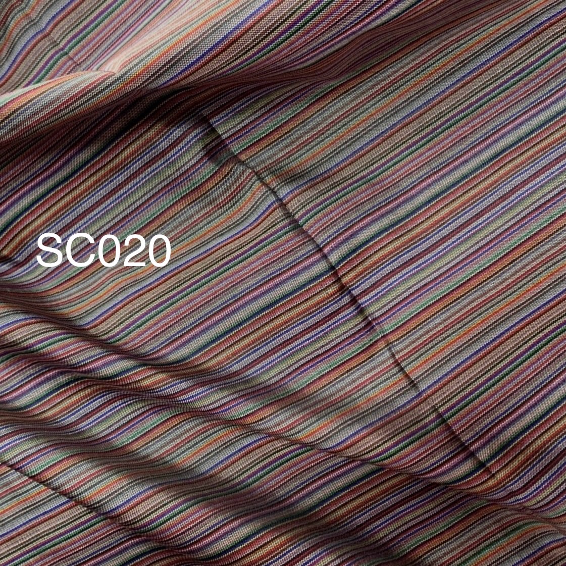 ผ้าไหมลายริ้ว เนื้อหยาบ ขายตามความยาวหลา คละสี รหัส A8-AA-SC020