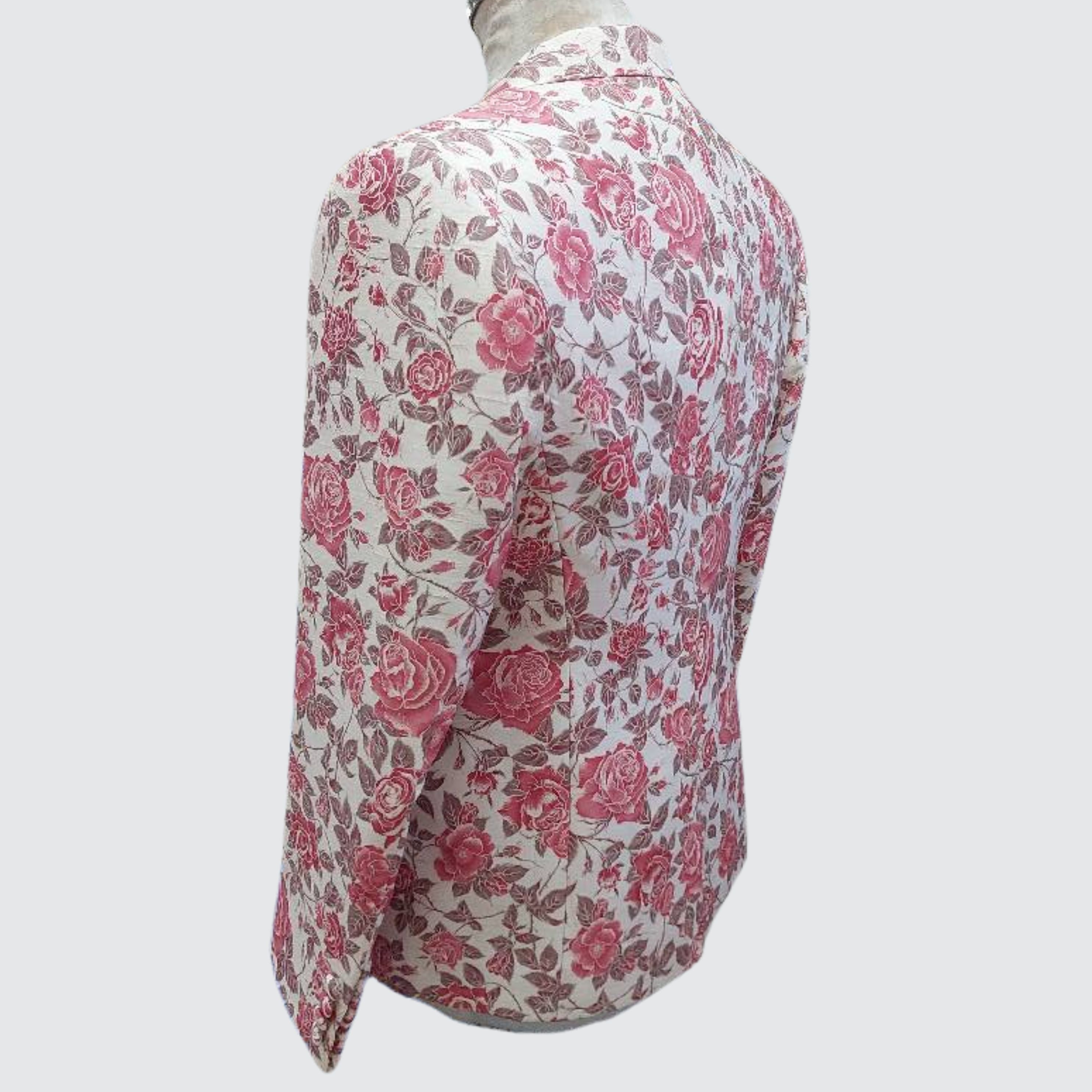 เสื้อสูทสากล ผ้าไหมพิมพ์ลาย | ตัดเย็บตามรูปร่าง | เลือกผ้า ส่งไซส์ได้