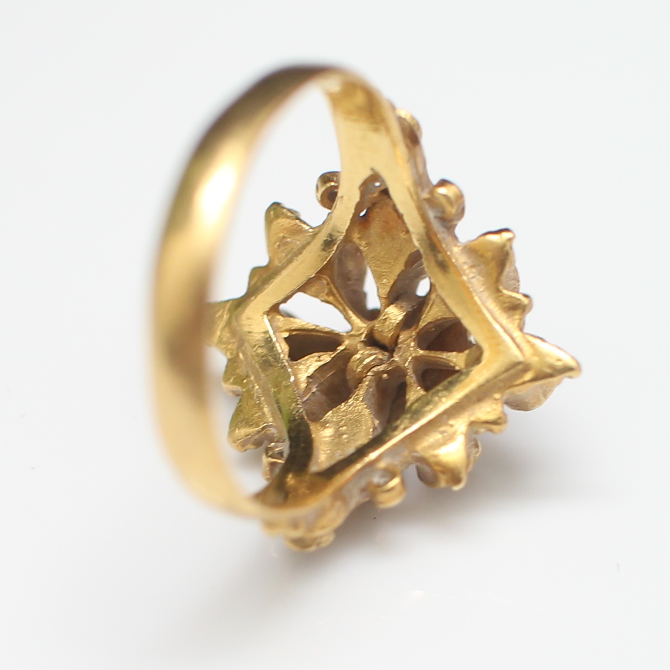 RG250234 แหวนพลอยสามสี ทับทิม มรกต เพชรซีก ทองแท้ 90% นน. 6.9 กรัม ขนาดแหวน 54