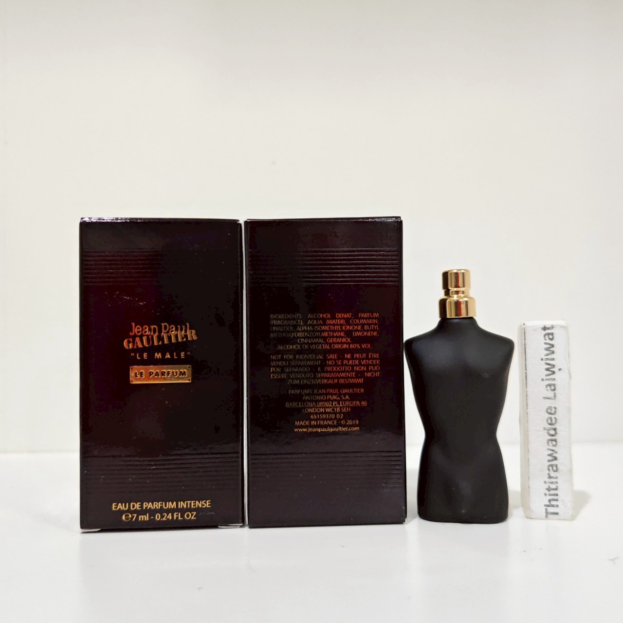 น้ำหอมจิ๋วมินิ Jean Paul Gaultier Le Male Le Parfum Intense 7ml แบบแต้มมีกล่อง แบบแต้มมีกล่อง ( Mini Perfume น้ำหอมขนาดพกพา) น้ำหอมจิ๋วมินิ ขวดน่ารัก ตั้งโชว์ก็สวย พกพาก็สะดวก หัวแต้มตามจุดชีพจร สำเนา