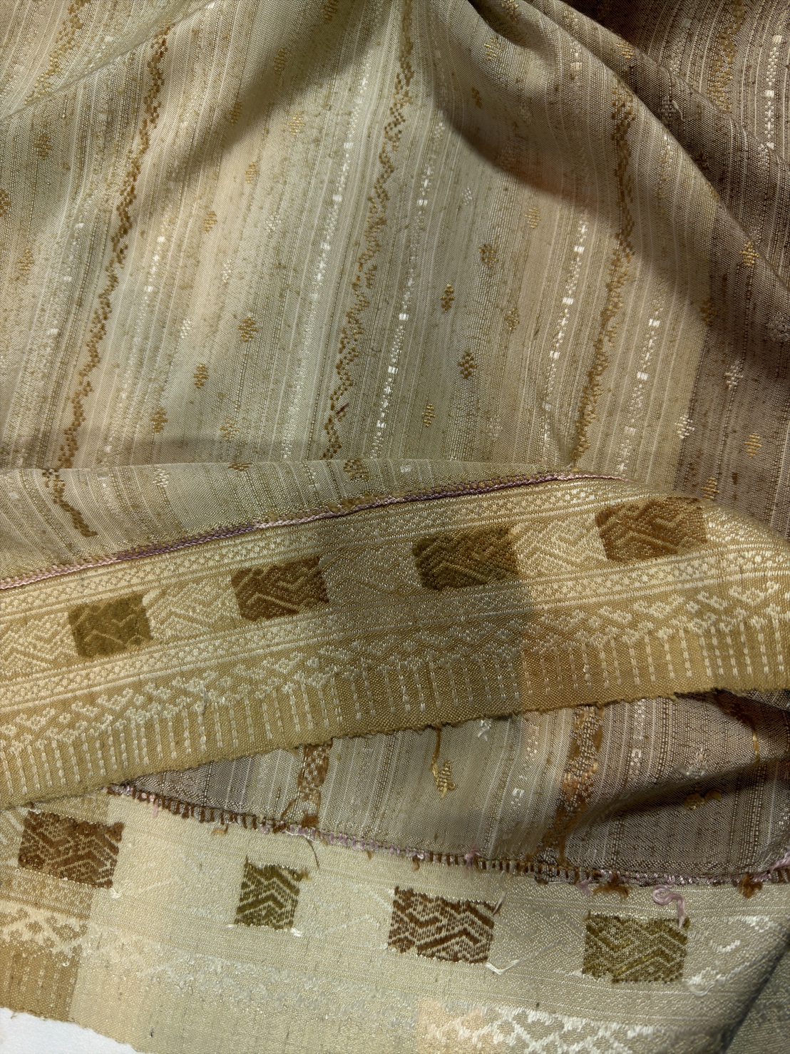 ซิ่นขิดไหม ต่อหัว ต่อเชิง ขนาด1x2เมตร สีเหลืองครีม รหัส R4F-155-1246819