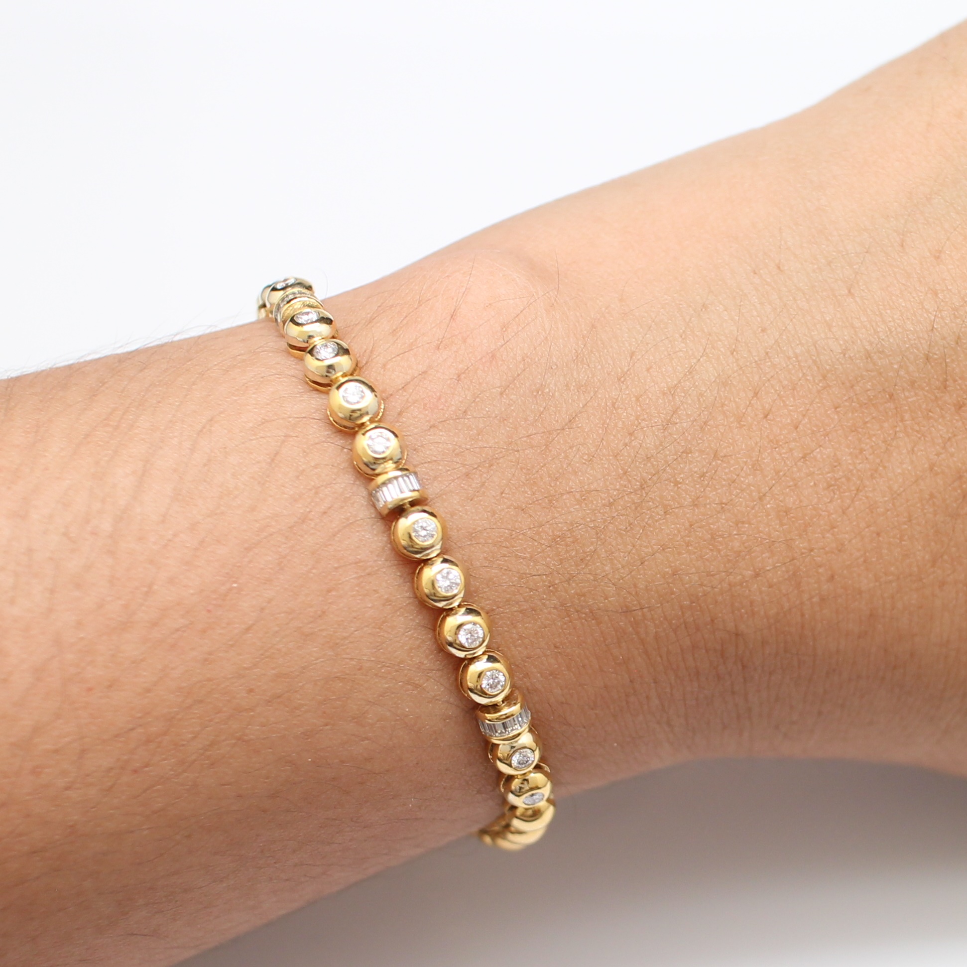 BL25111 สร้อยข้อมือเพชร เพชรแท้ 0.90 กะรัต ทองแท้ 90% นน.รวม 11.8 กรัม ยาว 16.5 ซม.