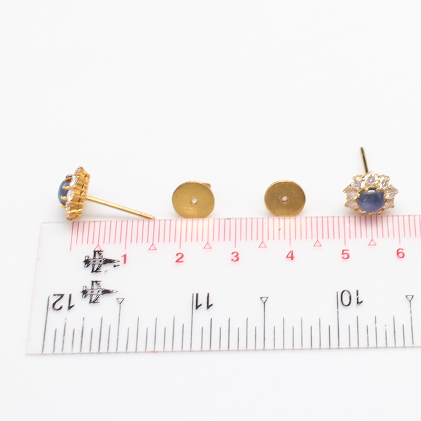 ER25044 ต่างหูนิหร่าล้อมเพชร เพชรแท้ 18 เม็ด 0.90 กะรัต ทองแท้ 90% นน.รวม 4.5 กรัม เพชรไฟดีมาก