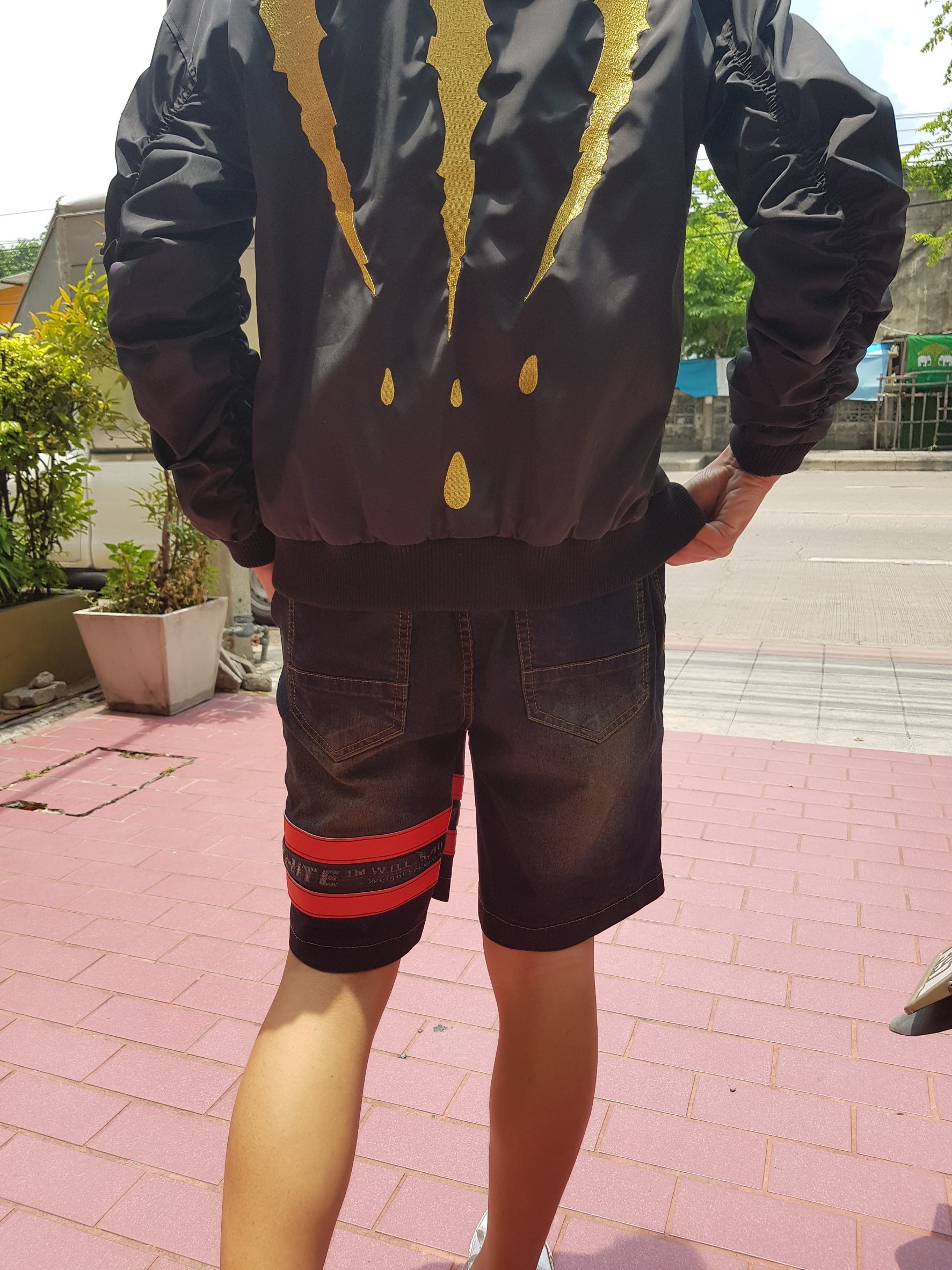 STRETCH ขาสั้นยีนต์ Ym 210 R offwhite