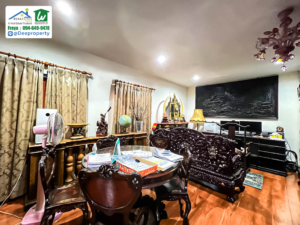 🏡บ้านเดี่ยวเรือนไทยประยุกต์ 3 หลัง ตกแต่งครบพร้อมอยู่ บนพื้นที่ดินรวม 185 ตรว. พหลโยธิน ซ.24 ใกล้ BTS และ ห้างดัง Central ลาดพร้าว, Major รัชโยธิน.