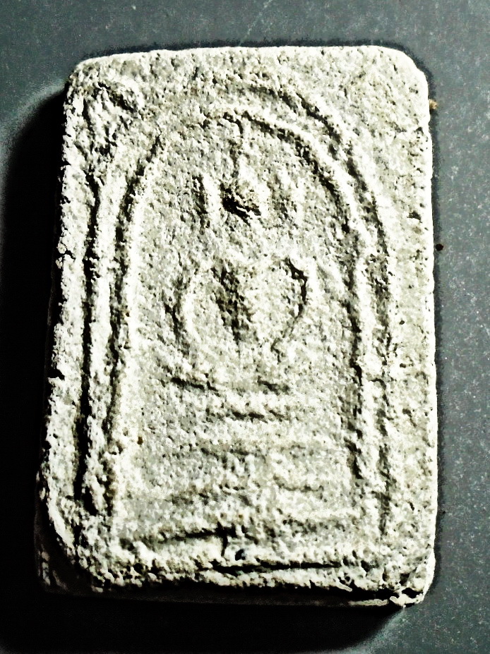 สมเด็จคะแนนซุ้มคู่ เนื้อผงมหาเสน่ห์แดนใต้ ลป.จันทร์ วัดโฉลกหลำ เกาะพงัน